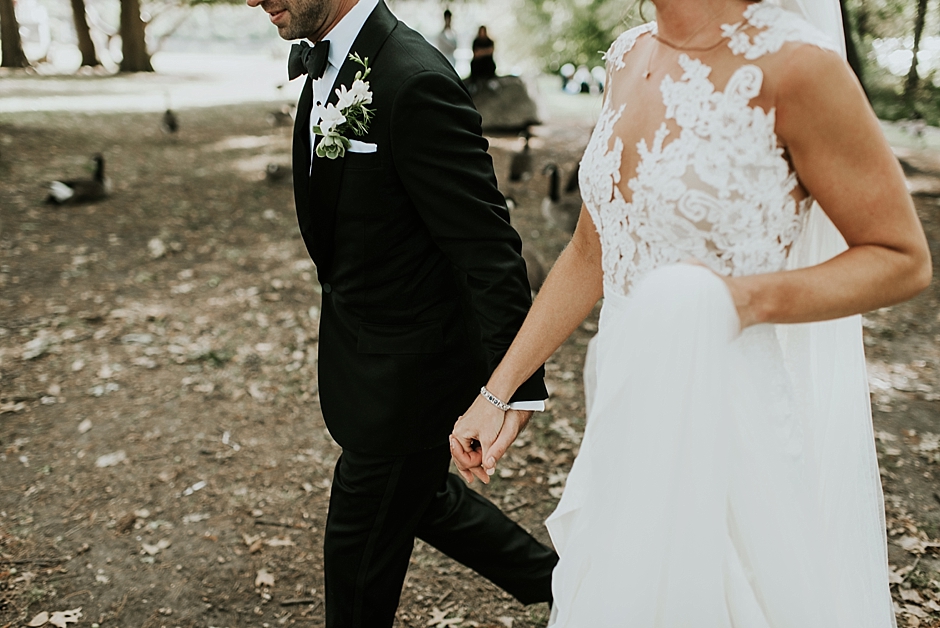 alt="Stunning Water Works Wedding" 